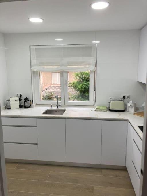 Piso Centrico Con Garaje Privado Gratis Apartment Santander Luaran gambar