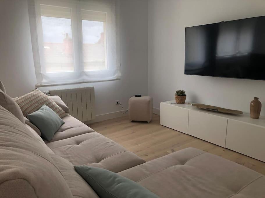 Piso Centrico Con Garaje Privado Gratis Apartment Santander Luaran gambar