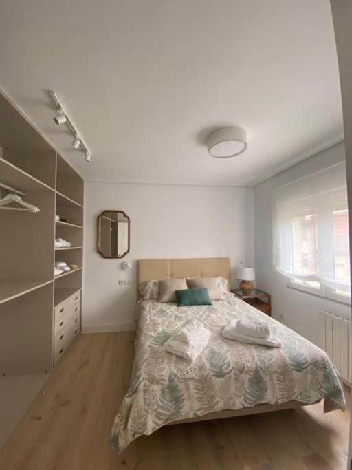 Piso Centrico Con Garaje Privado Gratis Apartment Santander Luaran gambar